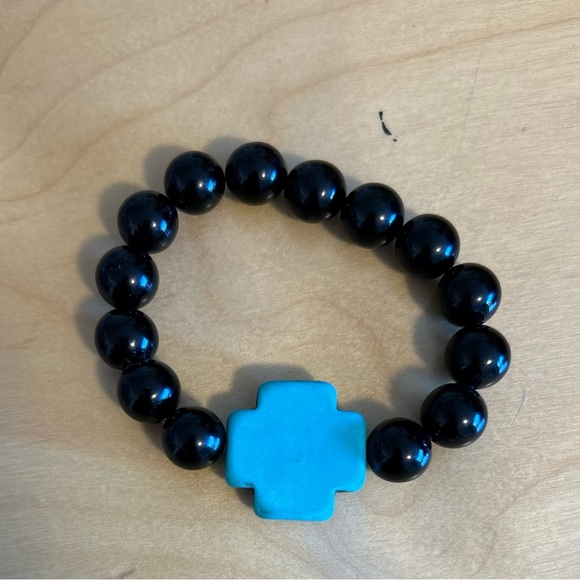 23cm - Black Onyx and faux turquoise cross bracelet - Picture 3 of 3